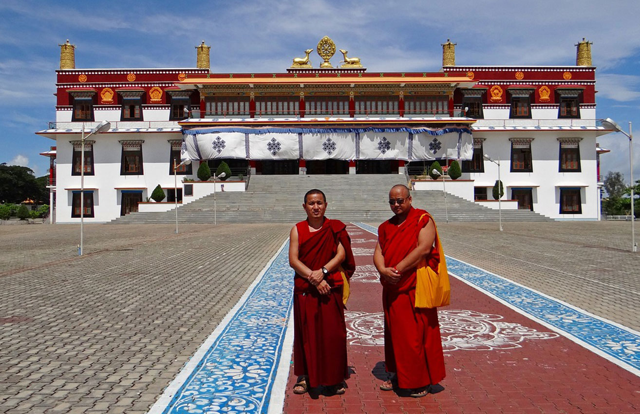 MONASTERIOS DEL TIBET