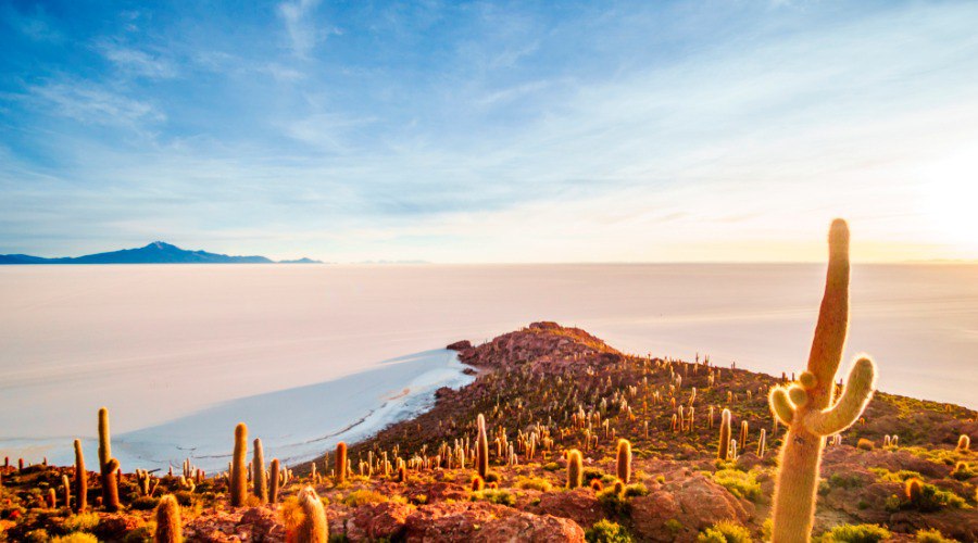 BIKING: COPACABANA, TIWANAKU & UYUNI